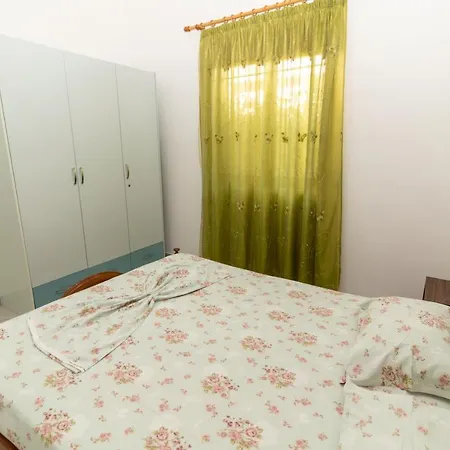Sheme's Saranda